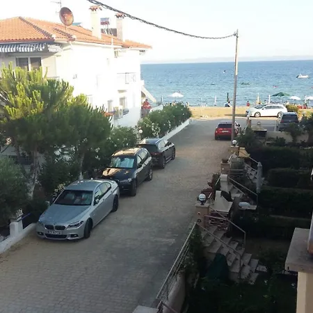 Sunny 30m From The Tatil Evi
