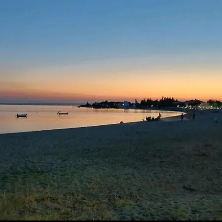 Sunny 30m From The Tatil Evi